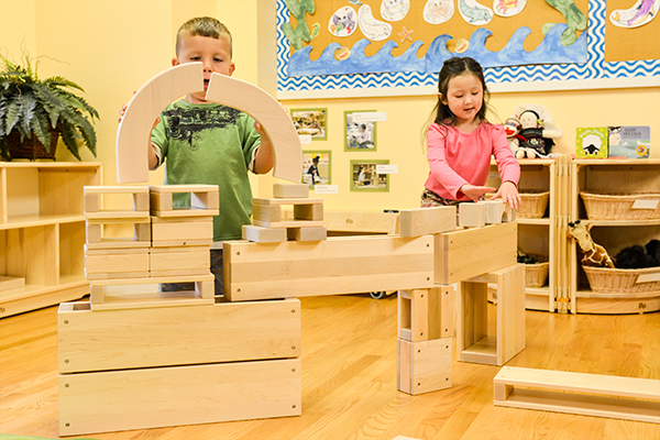 toddlers play